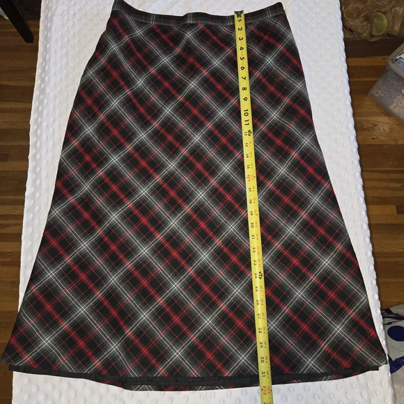 Sag Harbor Red and Black Plaid A-Line Midi Skirt - Picture 3 of 6